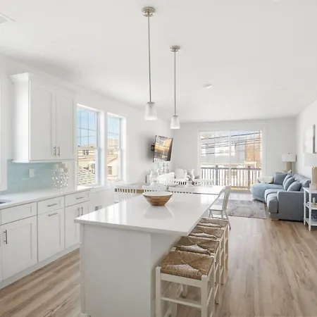 Serene Beach Haven Oasis 2 Blocks To Beach